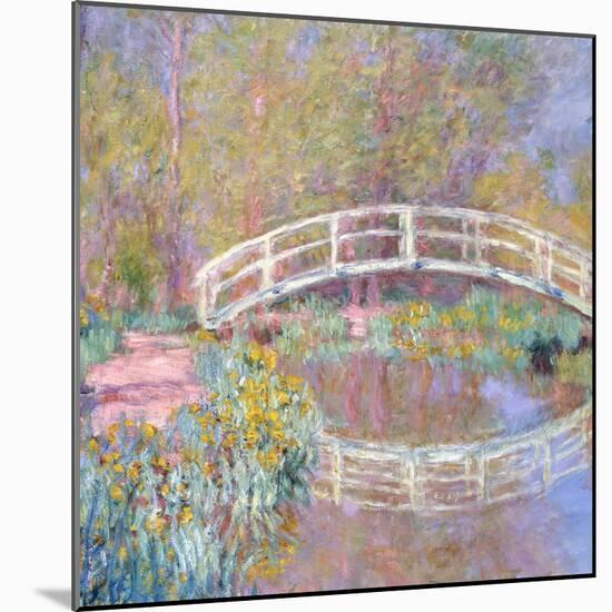 Bridge in Monet's Garden, 1895-96-Claude Monet-Mounted Giclee Print