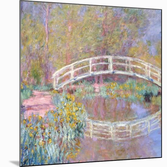 Bridge in Monet's Garden, 1895-96-Claude Monet-Mounted Giclee Print