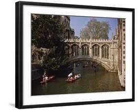 Bridge of Sighs over the River Cam at St. John's College, Cambridge, Cambridgeshire, England, UK-Nigel Blythe-Framed Photographic Print