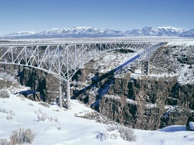 Bridge Over Rio Grande Gorge Near Taos New Mexico Usa Photographic Print Walter Rawlings Allposters Com