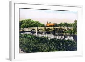 Bridge over the River Thames at Clifton Hampden, 1926-null-Framed Giclee Print