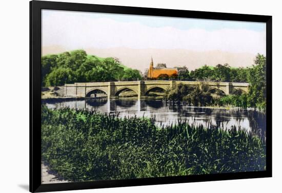 Bridge over the River Thames at Clifton Hampden, 1926-null-Framed Giclee Print