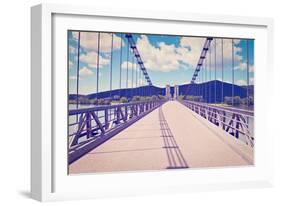 Bridge-gkuna-Framed Photographic Print