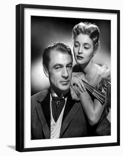 BRIGHT LEAF, 1950 directed by MICHAEL CURTIZ Gary Cooper / Patricia Neal (b/w photo)-null-Framed Photo