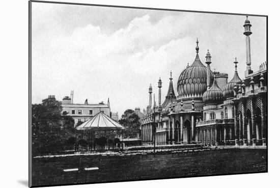 Brighton Pavilion-null-Mounted Art Print