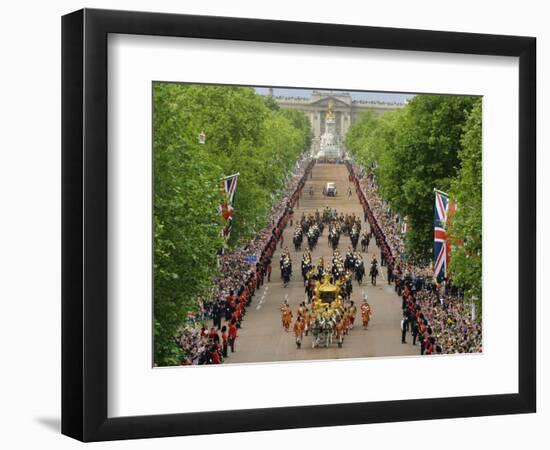 Britain Queen Jubilee-David Sandison-Framed Photographic Print