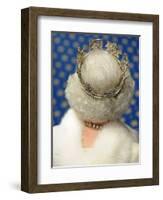 Britain's Queen Elizabeth Leaves the Houses of Parliament in London-null-Framed Photographic Print