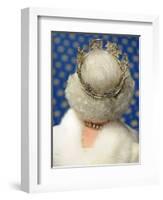 Britain's Queen Elizabeth Leaves the Houses of Parliament in London-null-Framed Photographic Print