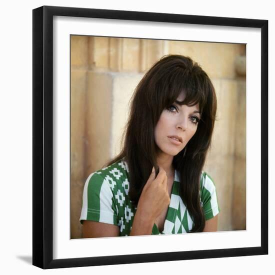 British actress Joan Collins 1965 (photo)-null-Framed Photo