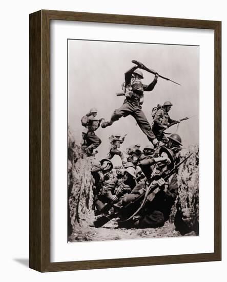 British Black Watch Regiment in Training, 1940-null-Framed Photo