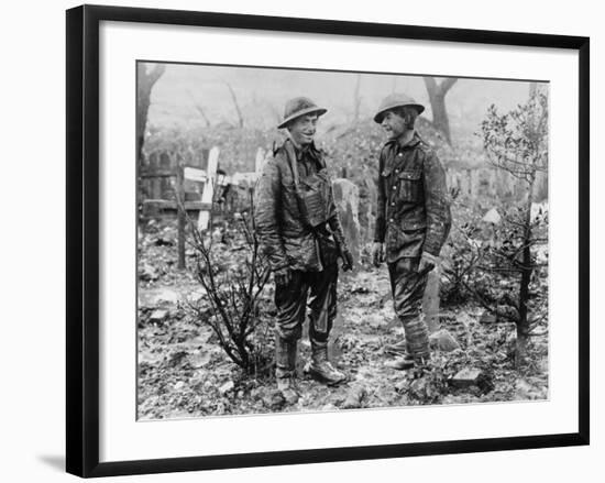 British Soldiers 1916-Robert Hunt-Framed Photographic Print