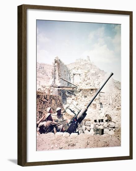 British Soldiers with a Bofors 40MM Anti-Aircraft Gun Below Monte Cassino, Italy, April 1944-null-Framed Photographic Print