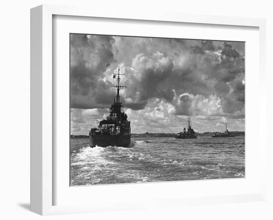 British Warships Entering Sydney Harbour, Australia, 1945-null-Framed Giclee Print