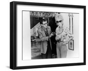 BROADWAY DANNY ROSE, 1984 directed by Woody Allen Woody Allen and Mia Farrow (b/w photo)-null-Framed Photo