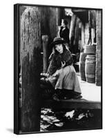 Broken Blossoms, Lillian Gish, 1919-null-Framed Photo