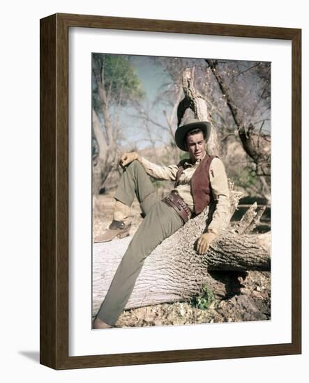 BROKEN LANCE, 1954 directed by EDWARD DMYTRYK Robert Wagner (photo)-null-Framed Photo