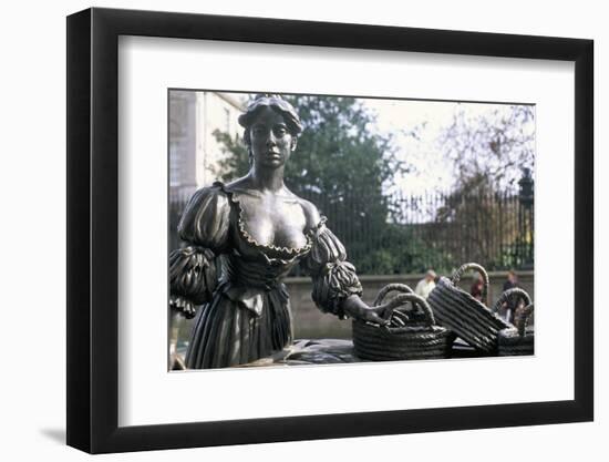 Bronze Statue of Molly Malone, Grafton Street, Dublin, County Dublin, Eire (Ireland)-Bruno Barbier-Framed Photographic Print