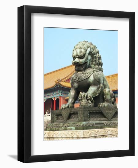 Bronzed Lion Guards Gate of Heavenly Purity, Forbidden City, UNESCO Site, Beijing, China, Asia-Kimberly Walker-Framed Photographic Print