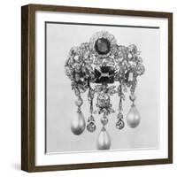 Brooch-null-Framed Photographic Print