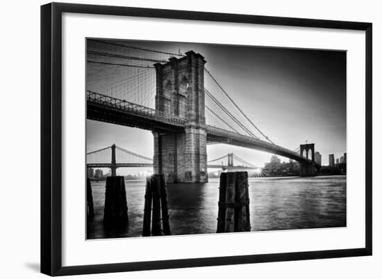 Brooklyn Bridge Sunrise-Martin Froyda-Framed Photographic Print