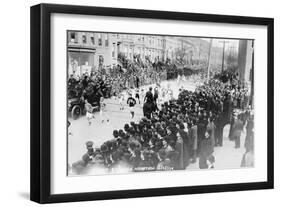 Brooklyn Marathon Run Start of Race Photograph - New York, NY-Lantern Press-Framed Art Print