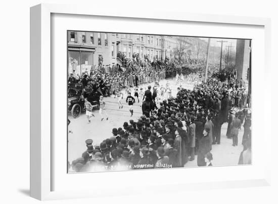 Brooklyn Marathon Run Start of Race Photograph - New York, NY-Lantern Press-Framed Art Print