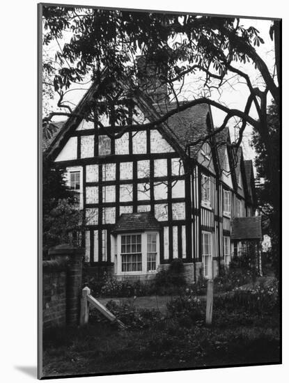 Broom Hall-null-Mounted Photographic Print