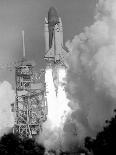 Space Shuttle Challenger-Bruce Weaver-Premium Photographic Print