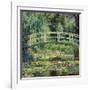 Bruecke in Monets Garten Mit Weissen Seerosen, 1899-Claude Monet-Framed Giclee Print