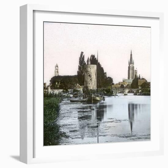 Brugge (Belgium), the Lake of Love (Minnewater Lake)-Leon, Levy et Fils-Framed Photographic Print