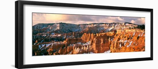 Bryce Amphitheater from Sunrise Point, Bryce Canyon National Park, Utah, USA-null-Framed Photographic Print