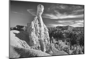 Bryce Canyon 05-Gordon Semmens-Mounted Photographic Print