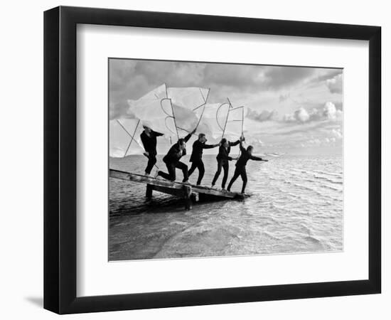 Buchstaben 4-Jaschi Klein-Framed Photographic Print