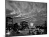 Buckingham Fountain and City Skyline, Chicago, Illinois, USA-Steve Vidler-Mounted Photographic Print