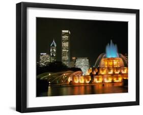 Buckingham Fountain, Grant Park, Chicago, Illinois, USA-null-Framed Premium Photographic Print