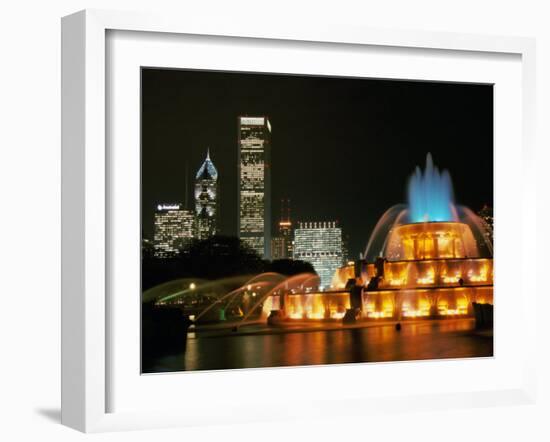 Buckingham Fountain, Grant Park, Chicago, Illinois, USA-null-Framed Premium Photographic Print