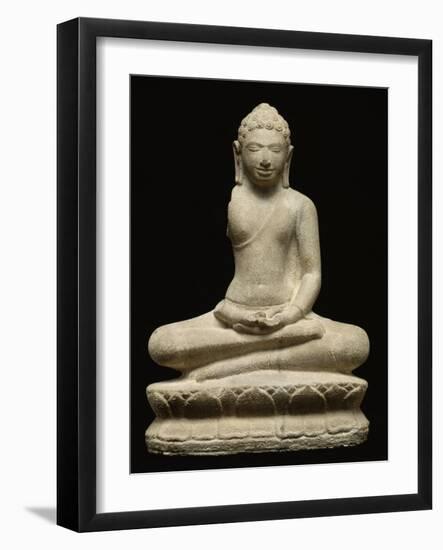 Buddha en méditation, assis sur le lotus-null-Framed Giclee Print