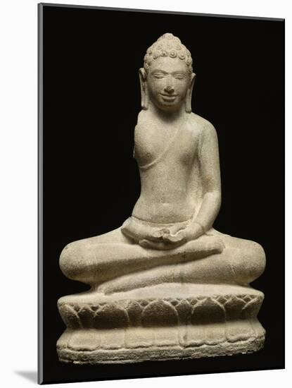 Buddha en méditation, assis sur le lotus-null-Mounted Giclee Print