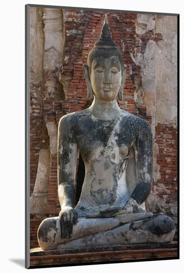 Buddha statue at Wat Mahathat, Ayutthaya Historical Park, Thailand-Art Wolfe-Mounted Photographic Print