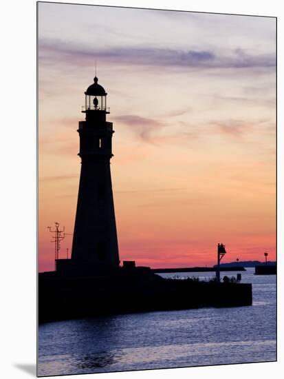 Buffalo Lighthouse, Buffalo Port, New York State, United States of America, North America-Richard Cummins-Mounted Photographic Print