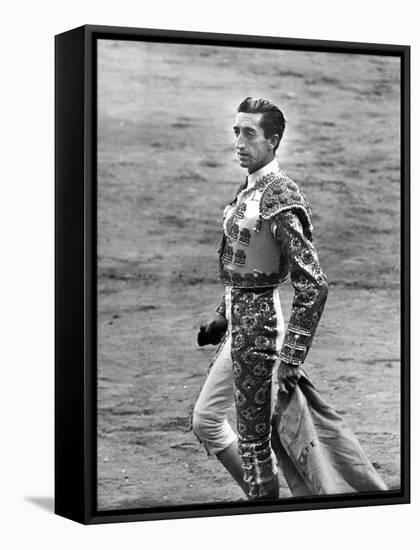 Bullfighter Manolete Accepting Applause of Crowd After Dispatching his Second Bull of the Afternoon-Tony Linck-Framed Stretched Canvas