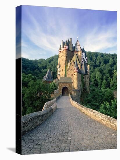 Burg Eltz, Near Cochem, Moselle River Valley, Rhineland-Palatinate, Germany-Gavin Hellier-Stretched Canvas
