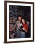 Burt Lancaster and Ava Gardner sur le plateau du film "Les tueurs", 1946-null-Framed Photo