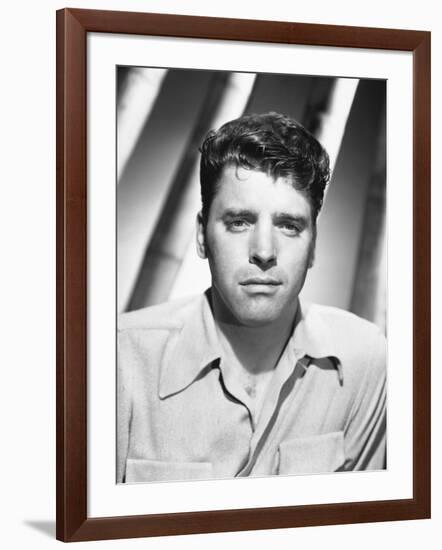 Burt Lancaster, The Killers, 1946-null-Framed Photographic Print