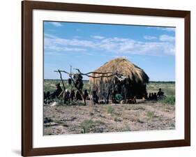 Bushmen, Kalahari, Botswana, Africa-Robin Hanbury-tenison-Framed Photographic Print
