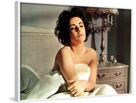 Butterfield 8, Elizabeth Taylor, 1960-null-Framed Photo