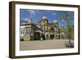 Buxton Opera House, Derbyshire-Peter Thompson-Framed Photographic Print