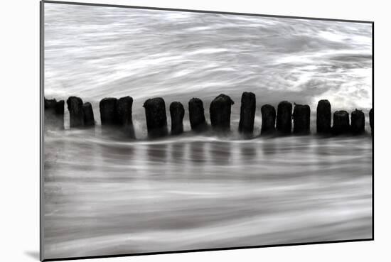 BW Seascape 005-Tom Quartermaine-Mounted Giclee Print