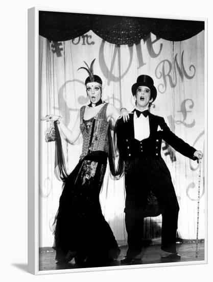 Cabaret, Liza Minnelli, Joel Grey, 1972-null-Framed Photo