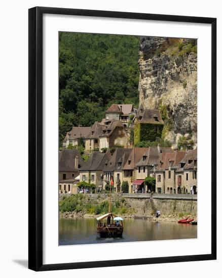 Caberre Boat on the River Dordogne, La Roque-Gageac, Dordogne, France, Europe-Peter Richardson-Framed Photographic Print